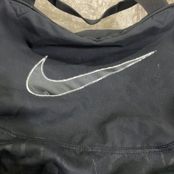 Nike Brasilia Training Medium Duffle Bag - Picture 2 of 14